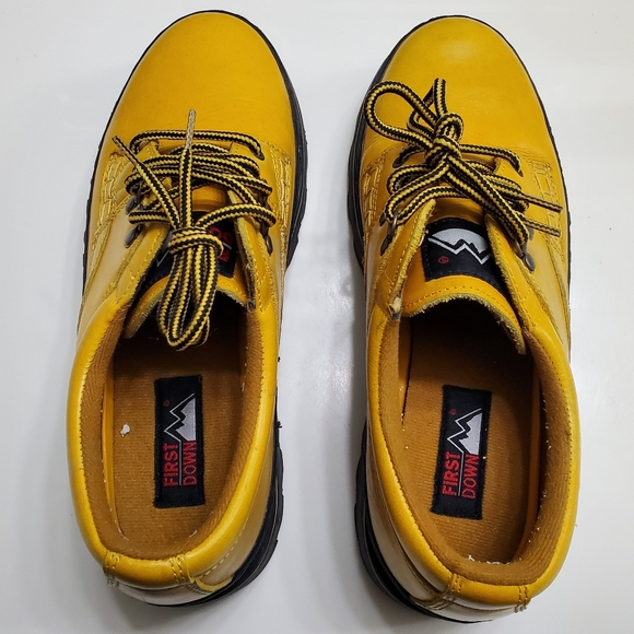 FIRST DOWN Low Top Lug Boots Yellow - Picture 8 of 11